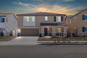 Building Photo - 5547 Lasso Dr