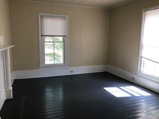 Foto del edificio - 803 Pearson St