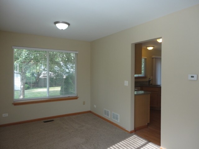 Foto del edificio - 1400 N Blackhawk Circle