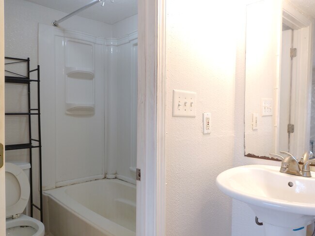 Foto del edificio - 2506 S Ocean Blvd