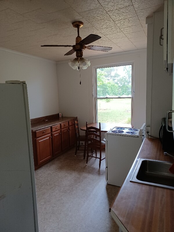 Foto del edificio - 1246 Liberty Rd
