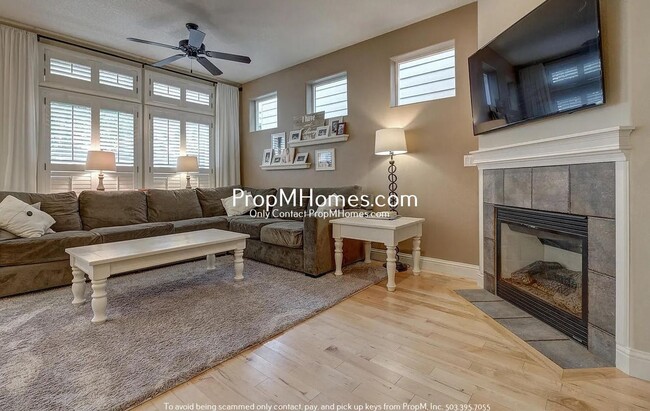 Building Photo - Luxury Four Bedroom Home in King City!