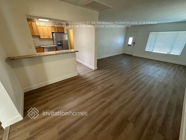 Building Photo - 6734 N 10th Ave