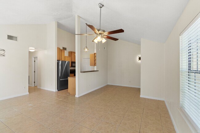 Foto del edificio - 5218 Beaverbrook Dr