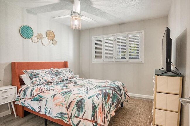 Foto del edificio - 420 N Villa Ct