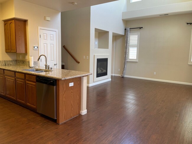 Foto del edificio - 2 Bedroom / 2.5 Bathroom Reno Home