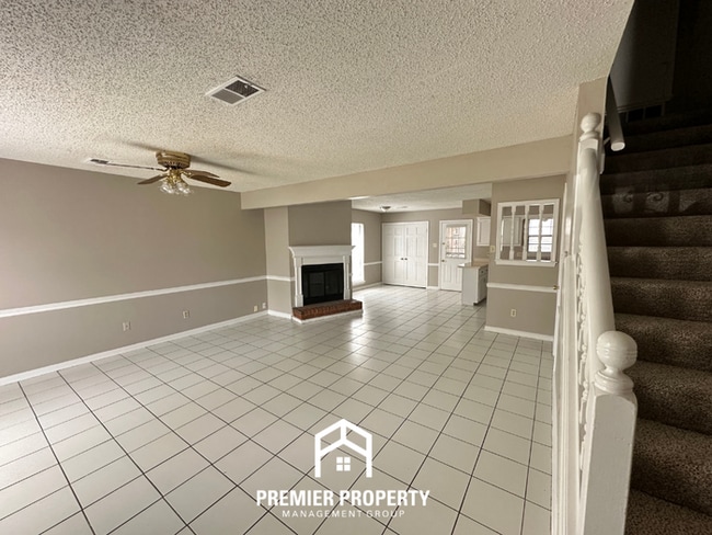 Building Photo - Charming 2BR/2.5BA Townhome | Dual Primary Suites, Fireplace & Fenced Yard