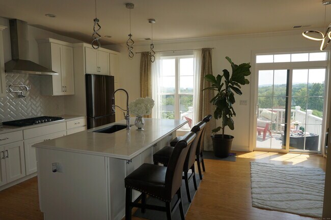 Foto del edificio - 127 Brentwood Cir