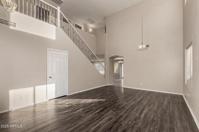 Foto del edificio - 3545 E Crescent Way