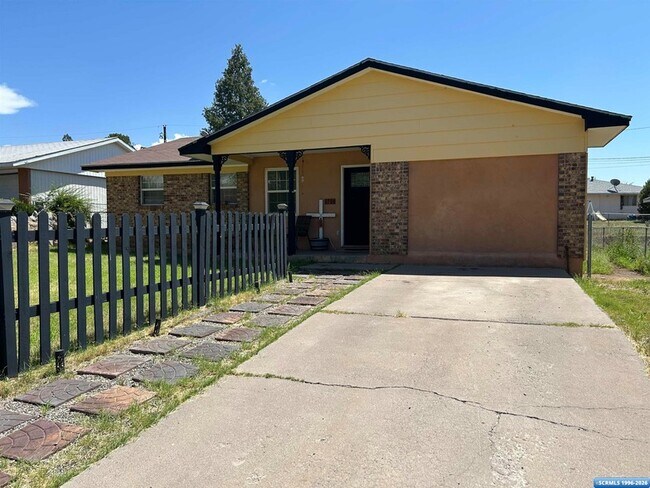 Foto del edificio - 3716 N Silver St