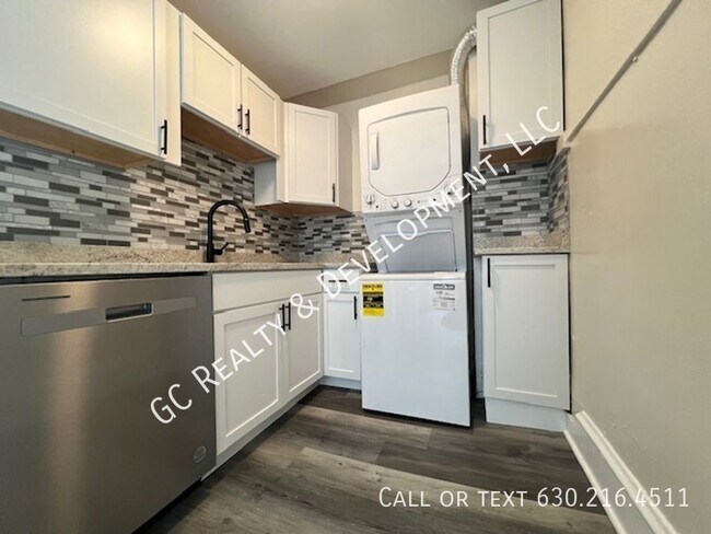 Foto del edificio - *** $500 DISCOUNT OFF SECOND MONTHS RENT! ...