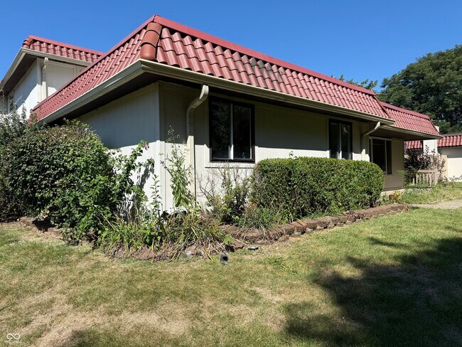 Foto del edificio - 8365 Paso Del Norte Ct