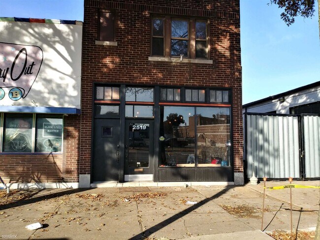 Building Photo - 2519 S Jefferson Ave