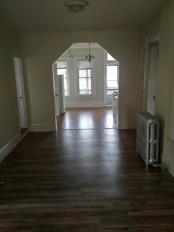 Foto principal - 1420 W 18th St