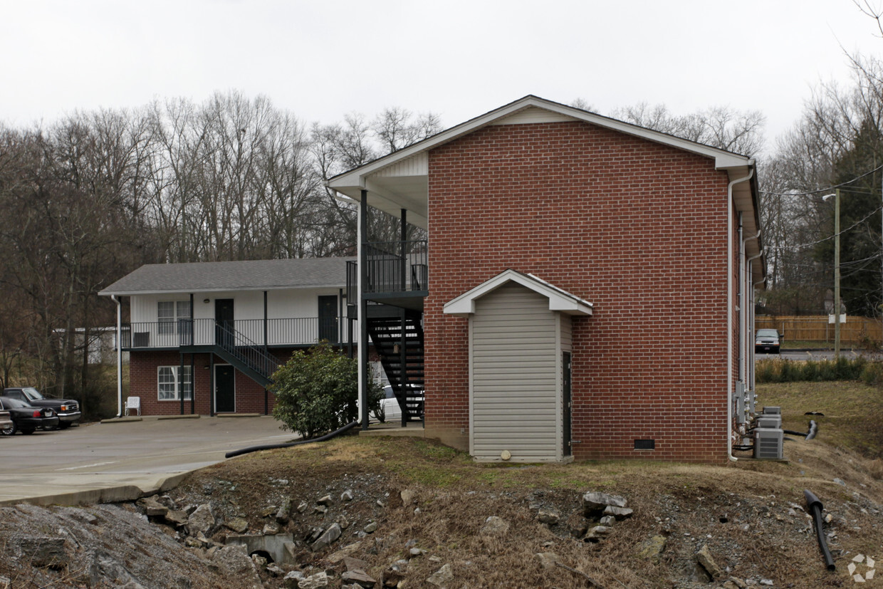 Building Photo - Hickary Place Apartments