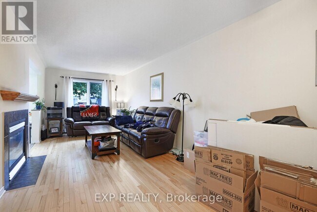 Building Photo - 19 Wittingham Dr