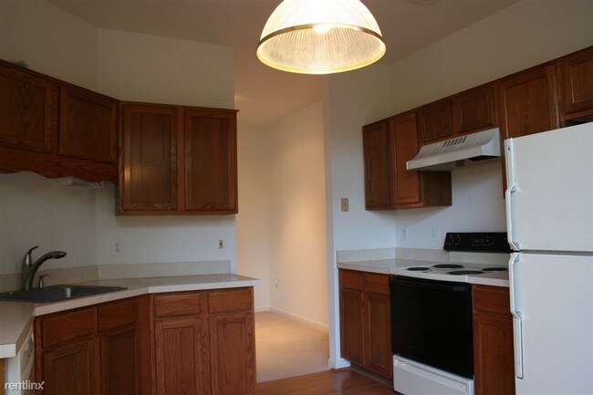 Building Photo - 2 br, 2.5 bath House - 18102 Royal Bonnet ...