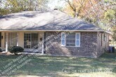 Foto principal - Charming 2 Bed, 2 Bath Duplex in Prime Jac...