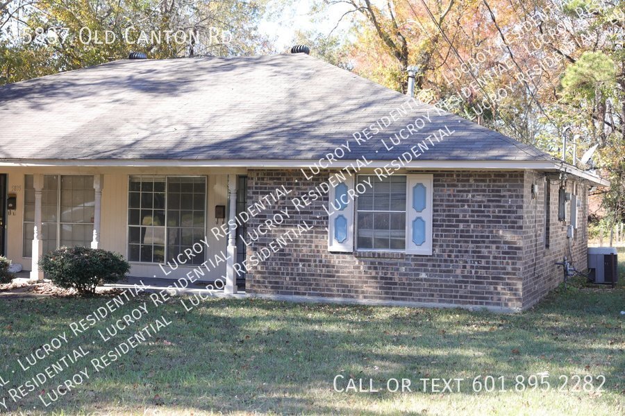 Primary Photo - Charming 2 Bed, 2 Bath Duplex in Prime Jac...