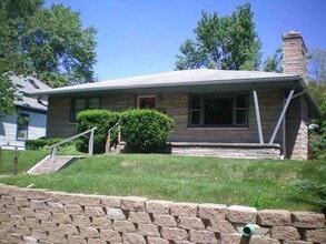 Building Photo - 815 S Lincoln St