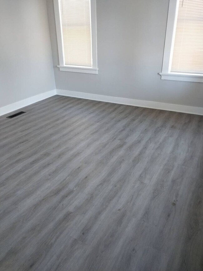 Foto del edificio - Fully Renovated 2 Bedroom 1 Bath | Midtown...