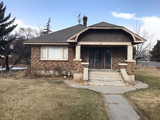 Building Photo - 591 E 300 N