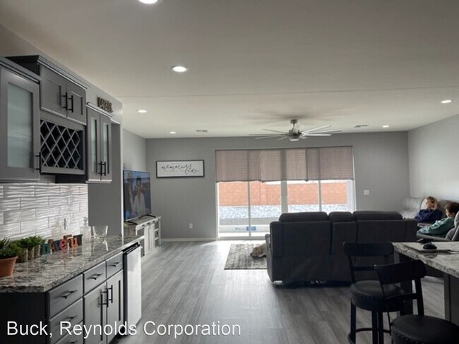 Building Photo - 4 br, 3 bath House - 2384 Corwin Rd.