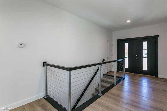Foto del edificio - 4 br, 3 bath House - 1890 Cloverdale Dr 18...