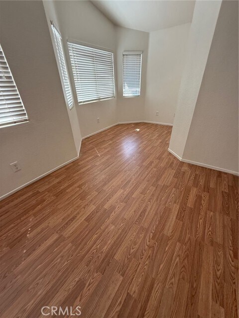 Building Photo - 15610 Nectarine Way