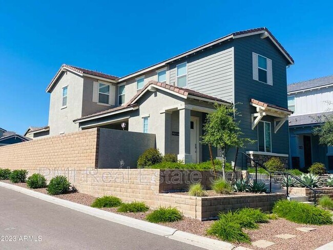 Building Photo - 21065 W Elm Way Ct