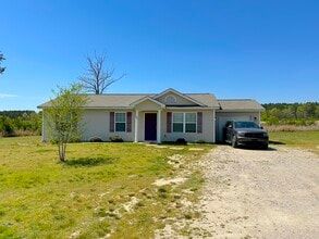 Building Photo - 65 Chaney Ln