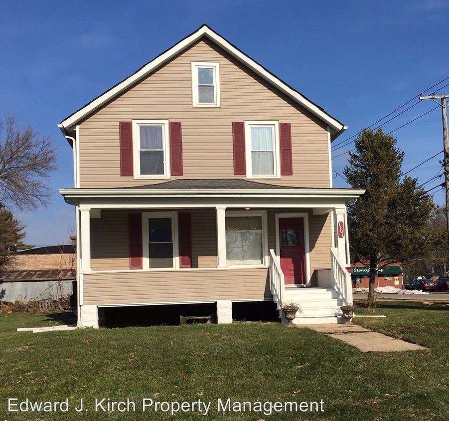 1101 McDonald Ave, Aurora, IL 60506 House Rental in Aurora, IL