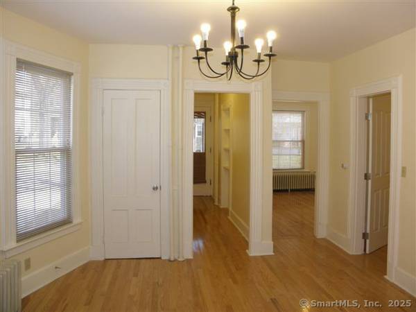 Foto del edificio - 174 Mansfield St