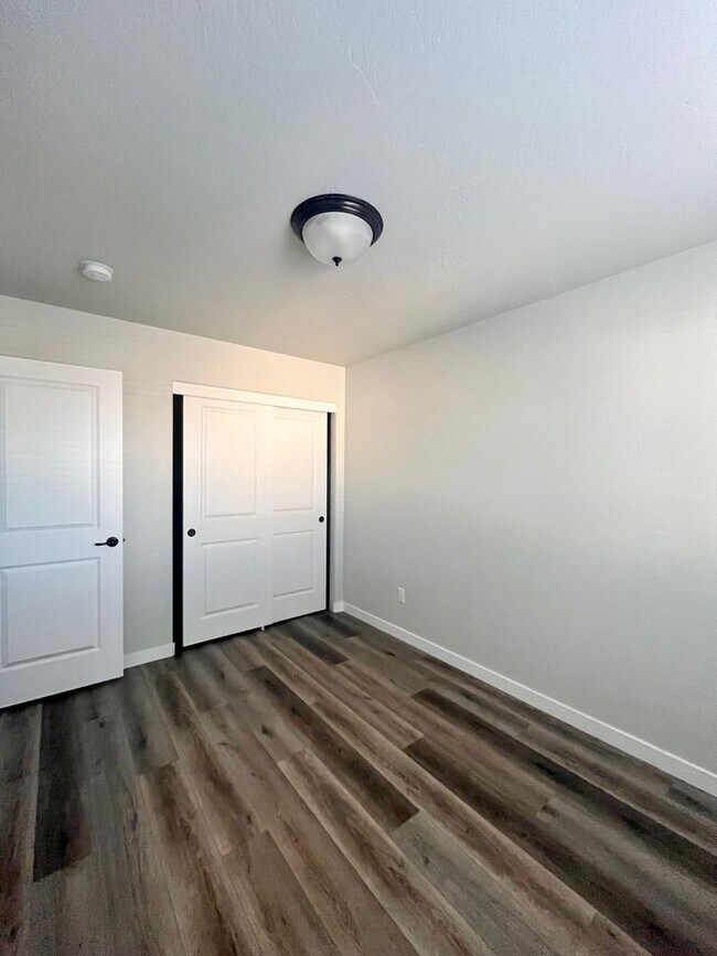 Foto del edificio - Medford/Central Point Area - 1 Bedroom / 1 Bath New Construction