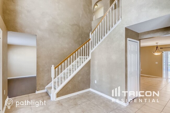 Building Photo - 546 Granite Cir