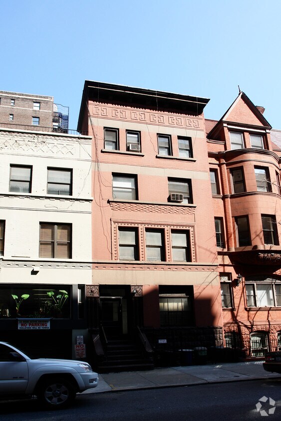 Primary Photo - 161 W 74th St