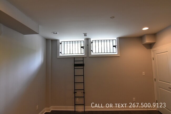 Building Photo - 4100 Parkside Ave