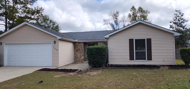 Primary Photo - 109 Cliff Howard Dr