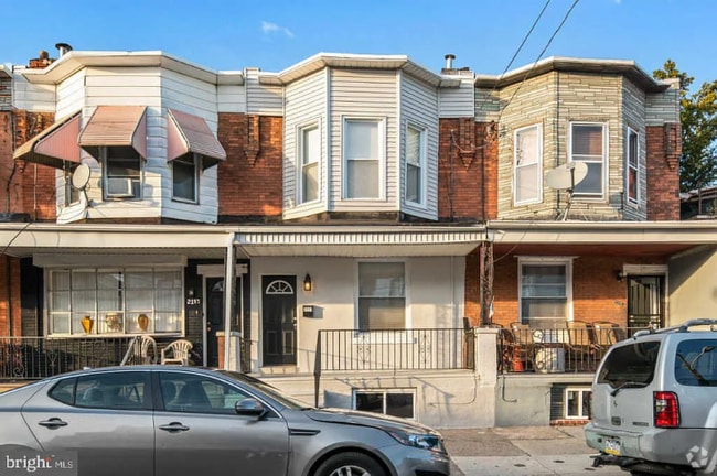 Building Photo - 2100 Mifflin St