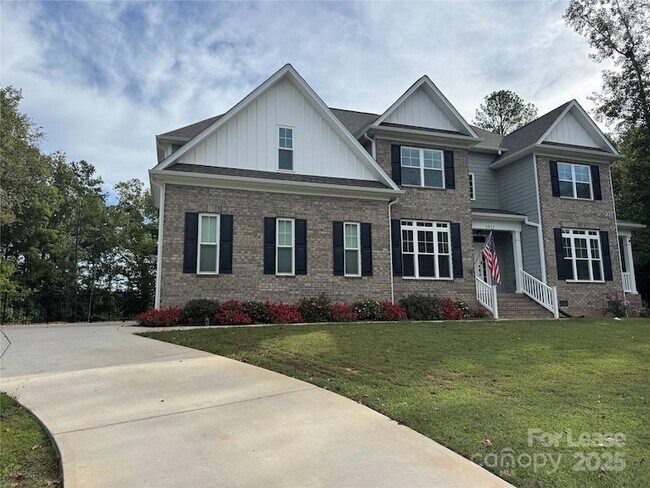 Building Photo - 3011 Waxhaw Crossing Dr