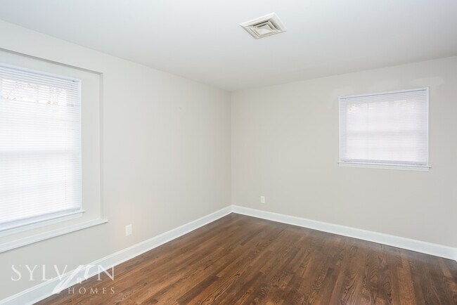 Building Photo - Enjoy living the good life in this 4 bedro...