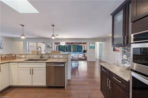 Building Photo - 726 Riviera Dr