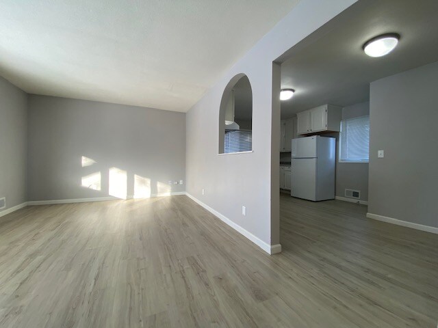 Building Photo - 3850 Xenia Ave N