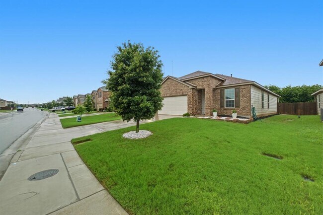 Foto del edificio - 2124 Cliffbrake Wy