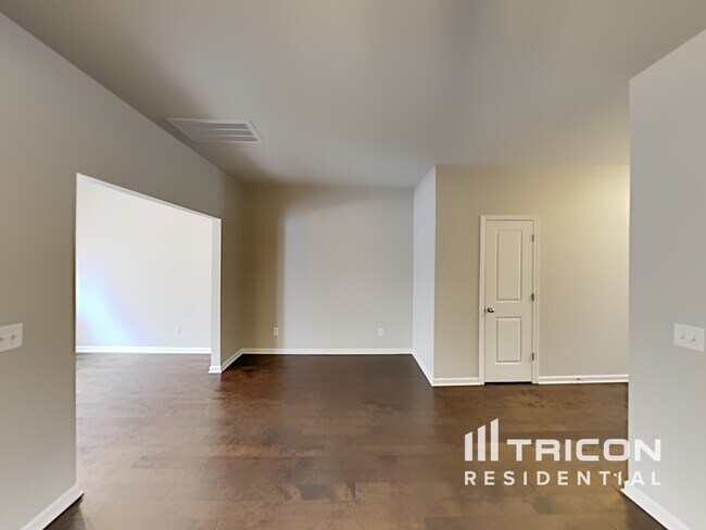Foto del edificio - 123 Hickory Sta Ln