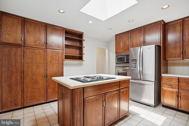 Foto del edificio - 5617 Clermont Dr