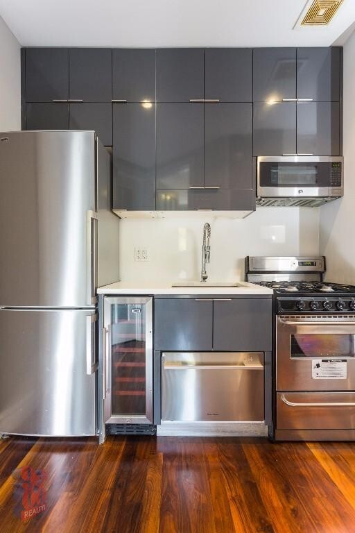 Foto principal - 1590 Lexington Ave