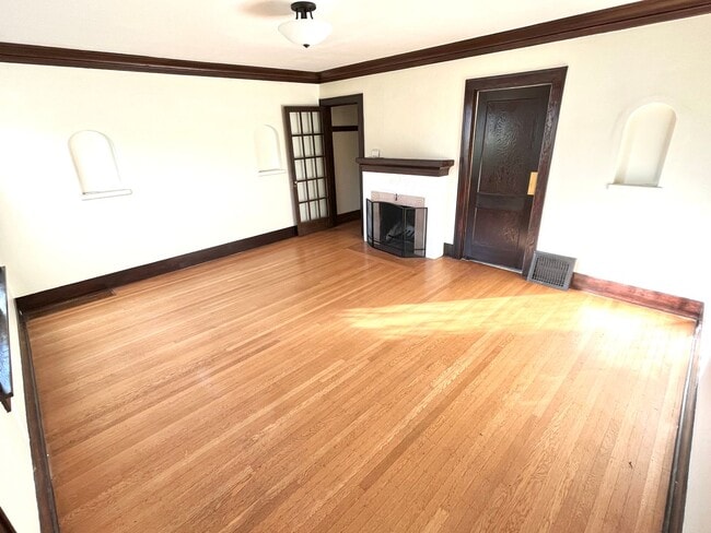 Building Photo - WILSM03