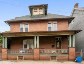 Building Photo - 313 N Evans St