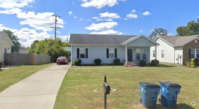 Building Photo - 117 Deerfield Ct